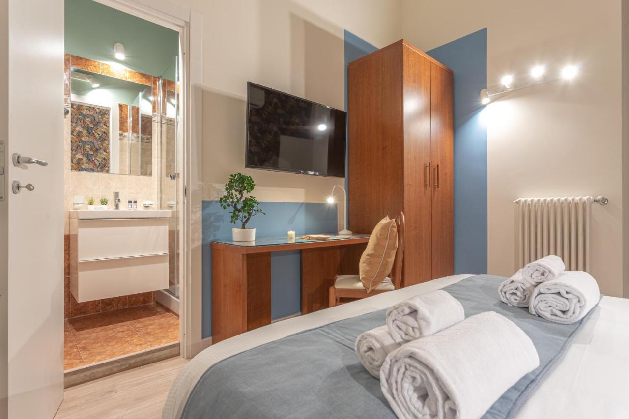 Double Room Private Bathroom